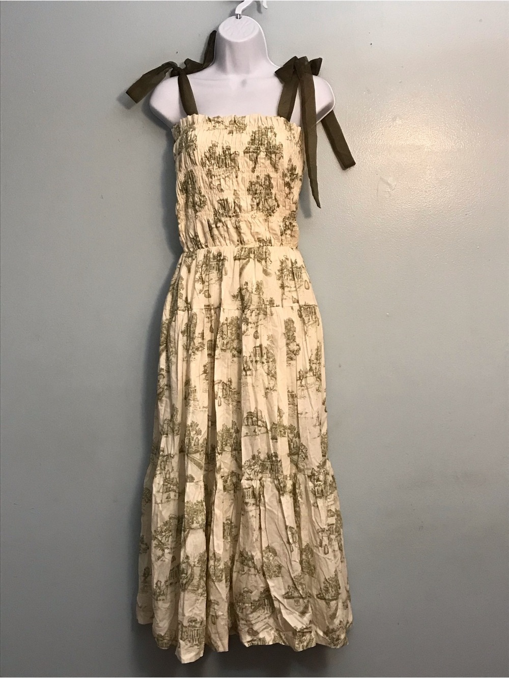 En Saison Cream Maxi Dress with Olive Print